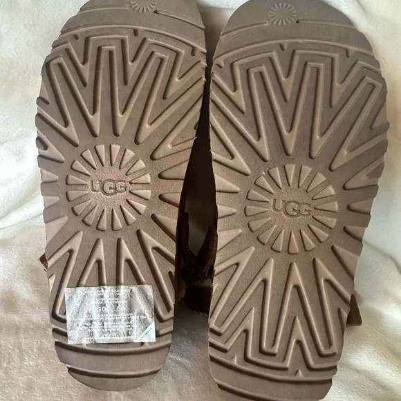 Ugg Golden star Cozy Clog Size 7 - Picture 8 of 10